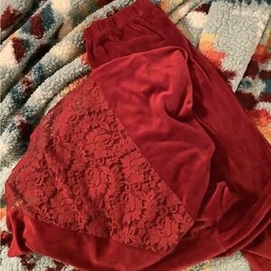 Flare leg pants- red